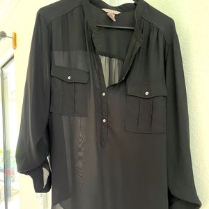 H&M Black 3/4 sleeve button down blouse